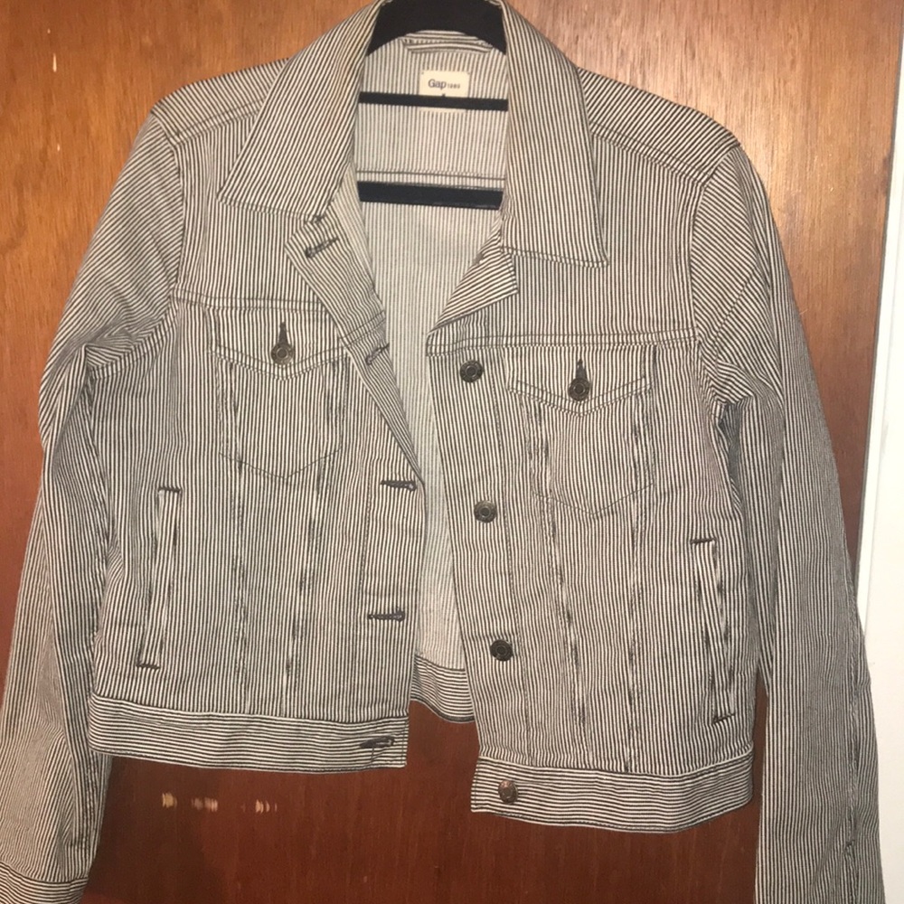 Gap striped jacket for spring or fall